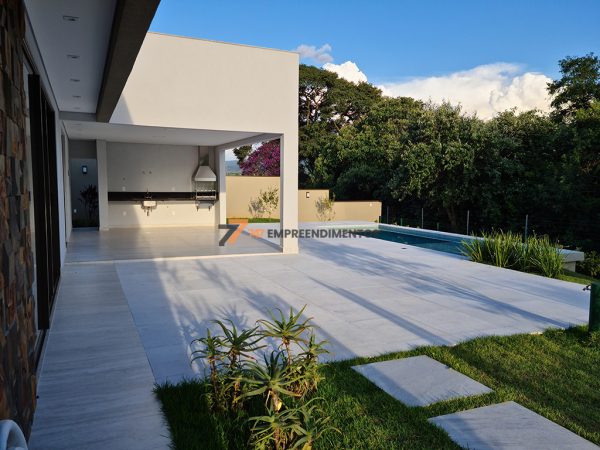 Área gourmet + piscina