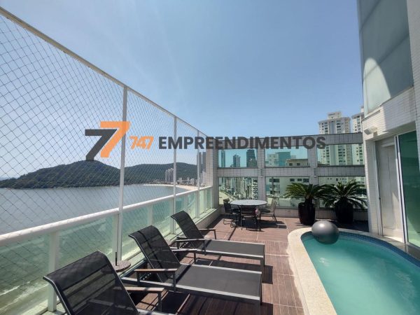 Piscina na cobertura