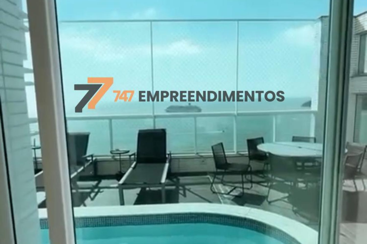 Piscina na cobertura