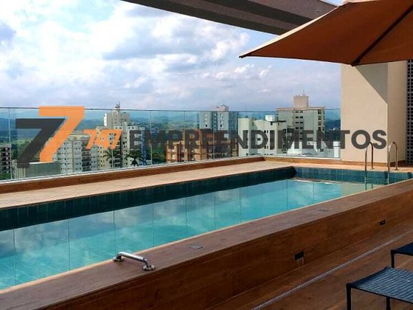 Piscina na cobertura