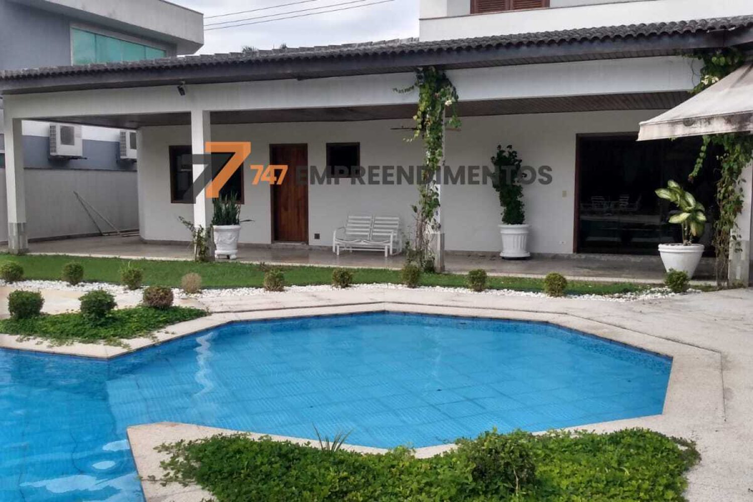 Piscina