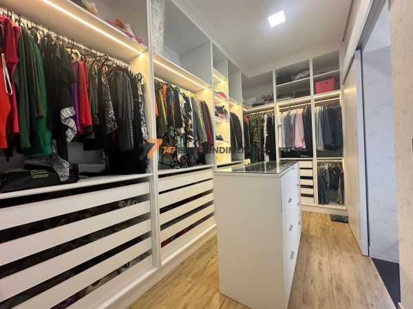 Closet com ilha