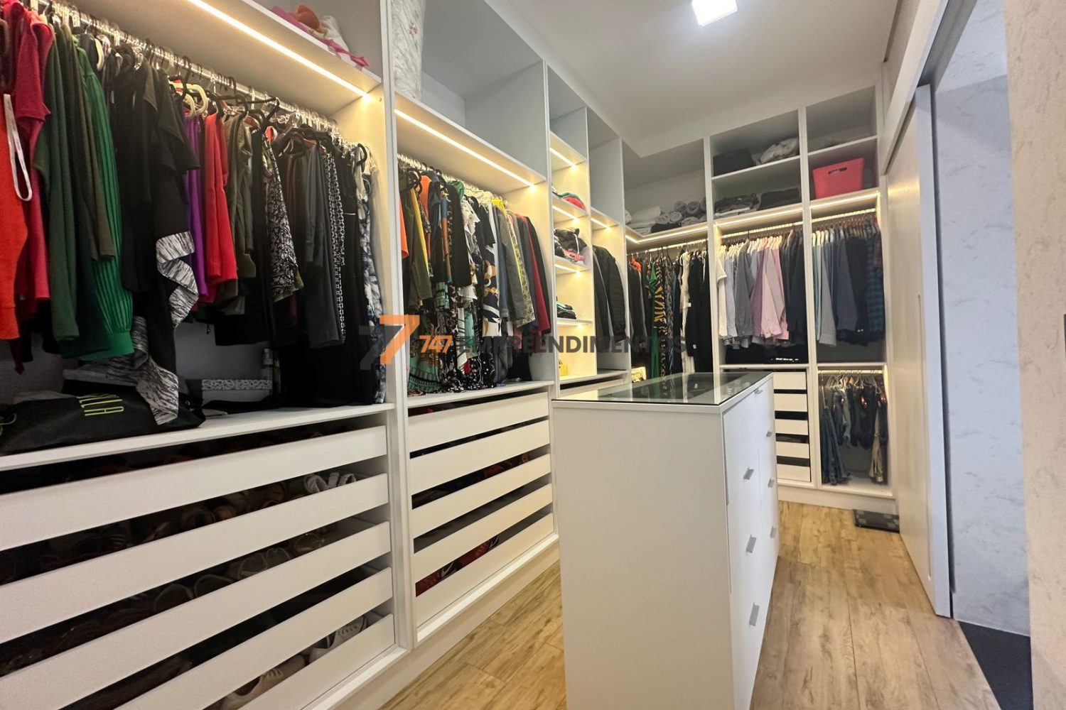 Closet com ilha