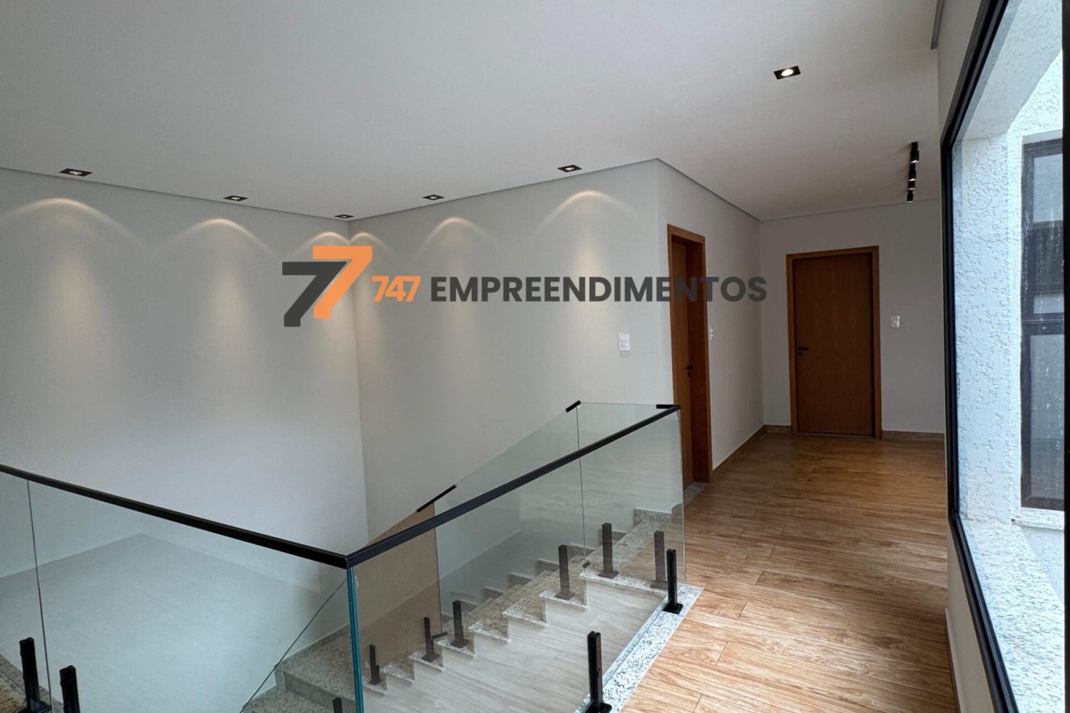 Hall superior