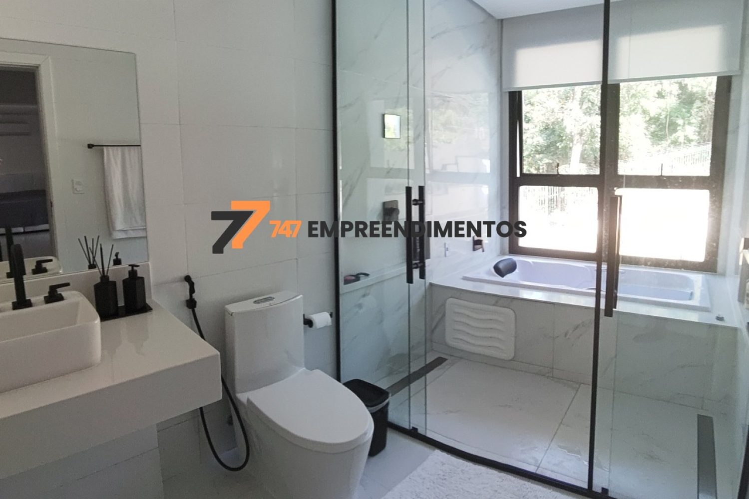 Banheiro com hidromassagem