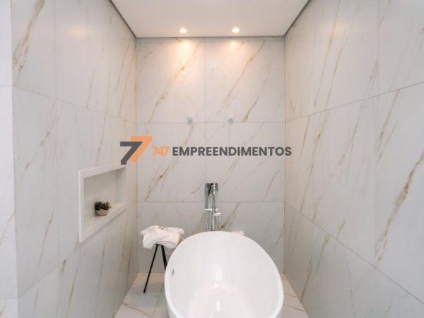 Banheiro com banheira